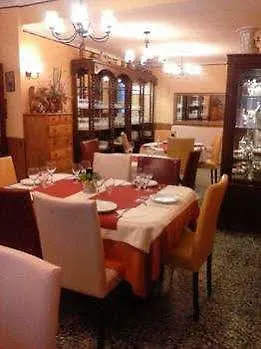 Hostal Creus Ρόζες Ξενοδοχείο